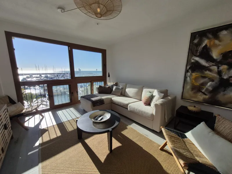 Apartment - Penthouse Duplex в продаже в Manilva, Málaga. В доме 3 спален и 2 ванных комнат. Площадь дома 156 м²