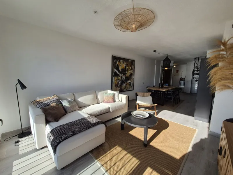 Apartment - Penthouse Duplex в продаже в Manilva, Málaga. В доме 3 спален и 2 ванных комнат. Площадь дома 156 м²