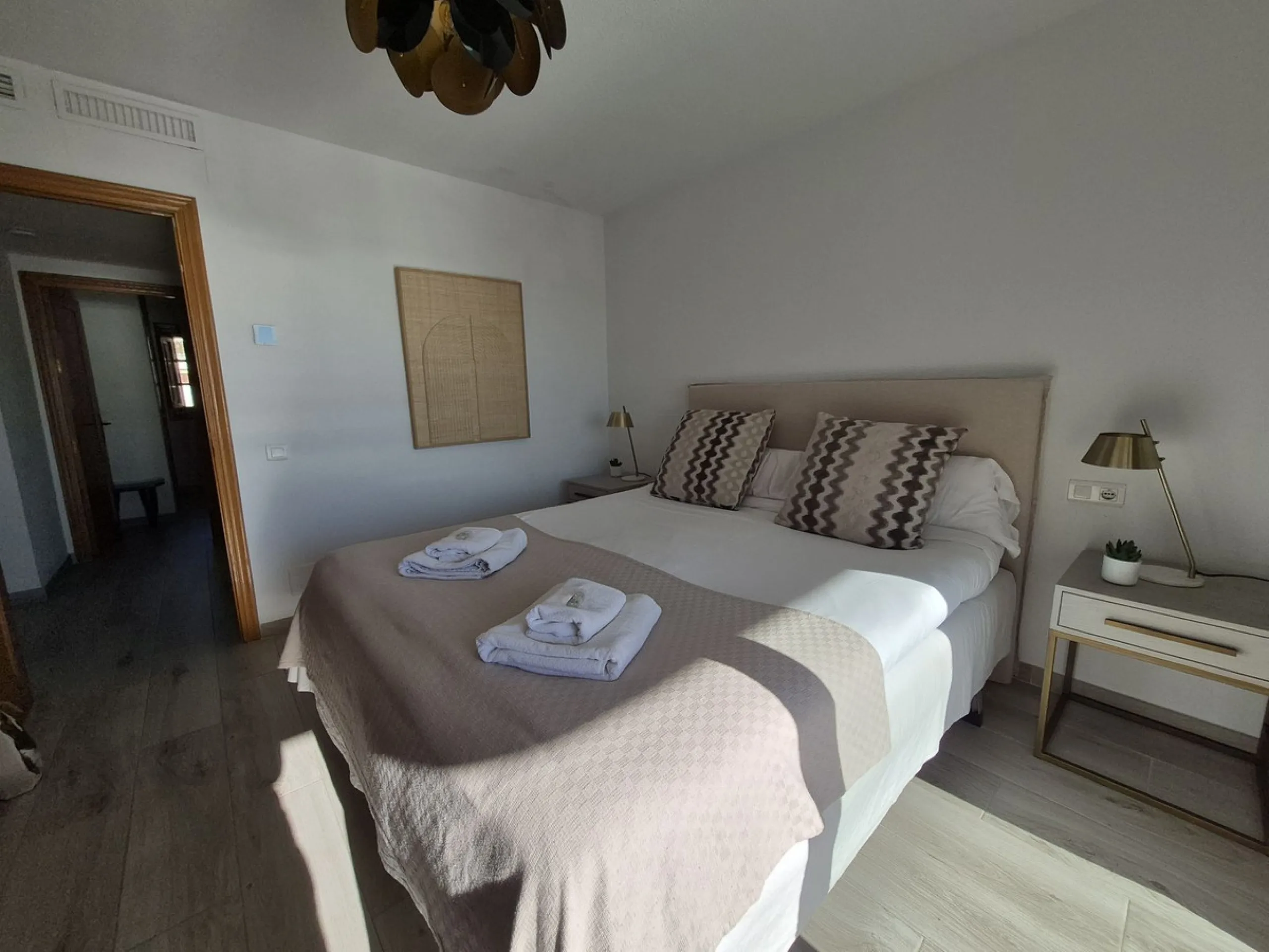 Apartment - Penthouse Duplex в продаже в Manilva, Málaga. В доме 3 спален и 2 ванных комнат. Площадь дома 156 м²