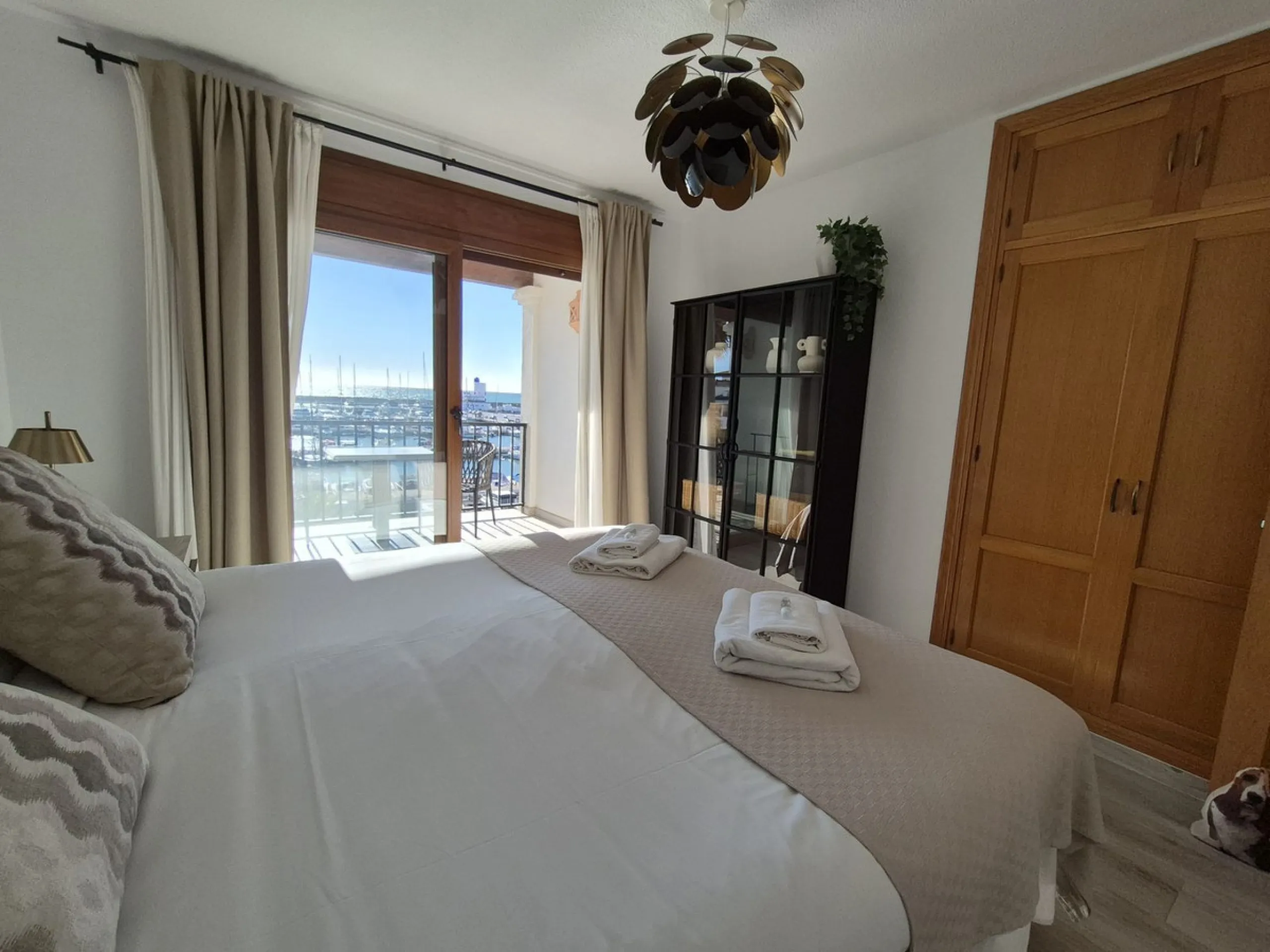 Apartment - Penthouse Duplex в продаже в Manilva, Málaga. В доме 3 спален и 2 ванных комнат. Площадь дома 156 м²