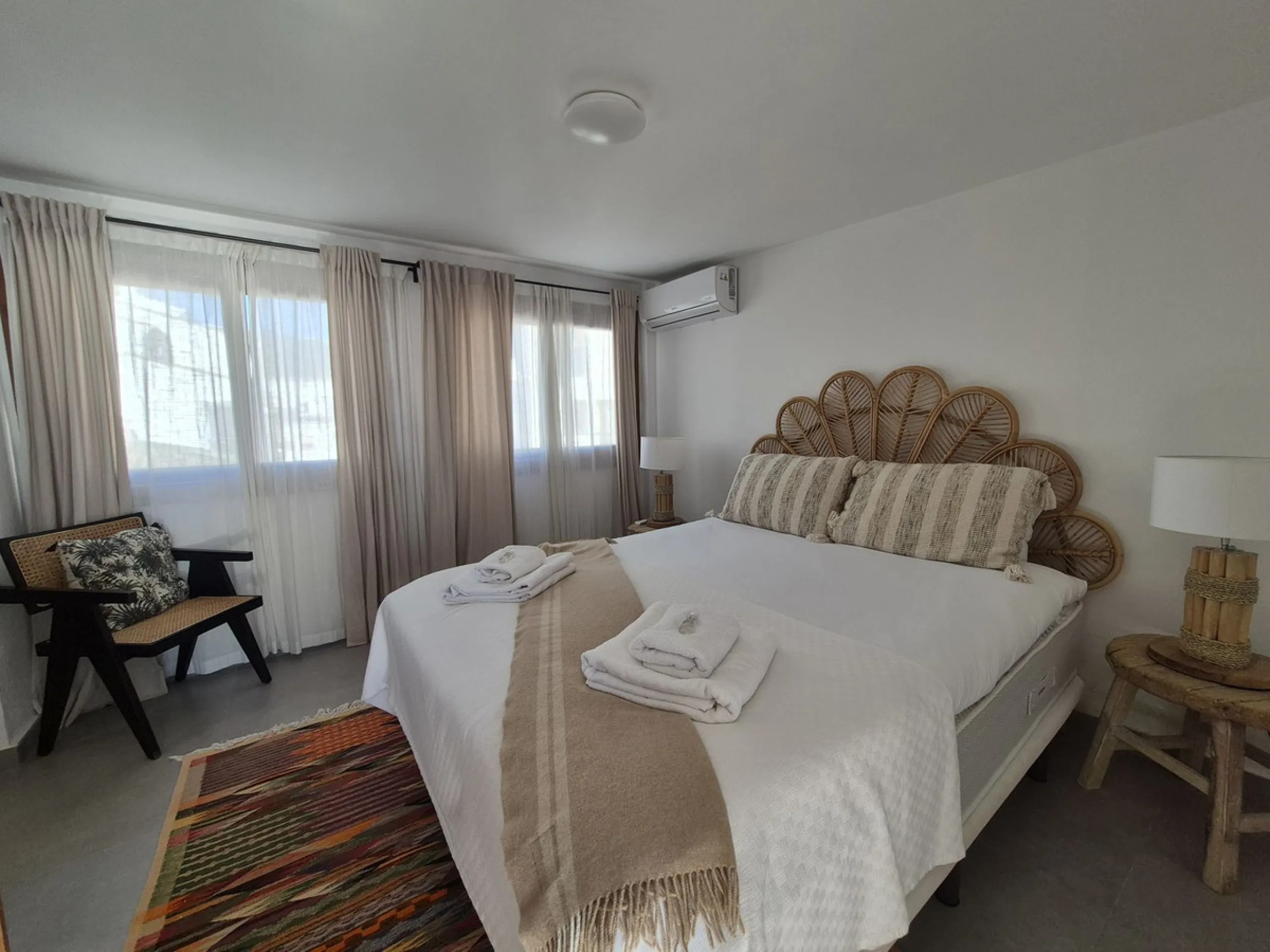 Apartment - Penthouse Duplex в продаже в Manilva, Málaga. В доме 3 спален и 2 ванных комнат. Площадь дома 156 м²