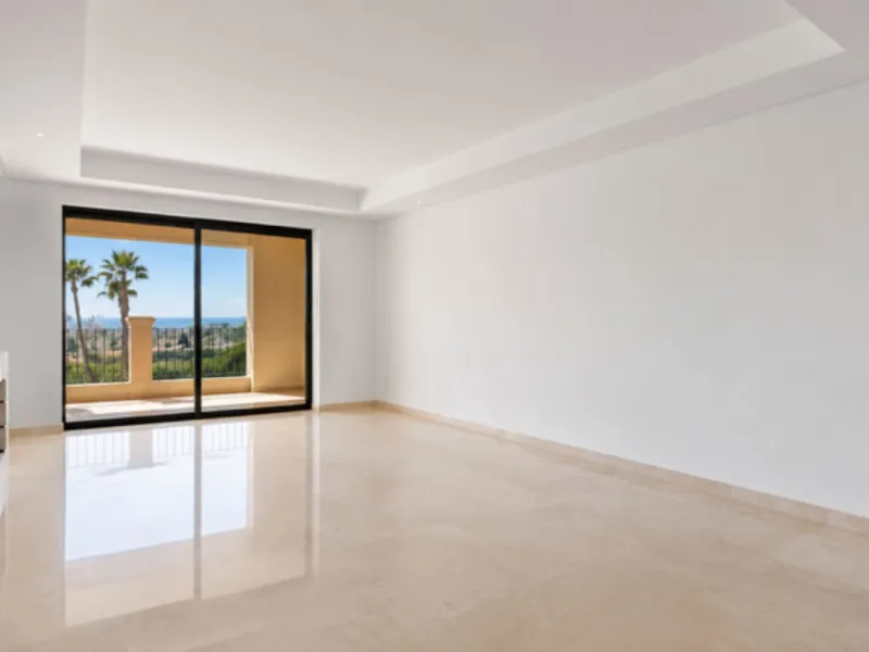 Apartment - Ground Floor Apartment в продаже в Benahavís, Málaga. В доме 2 спален и 2 ванных комнат. Площадь дома 142 м²