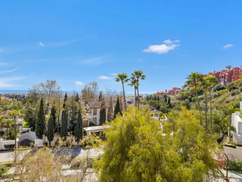 Unique Investment Opportunity in La Quinta with Panoramic Views