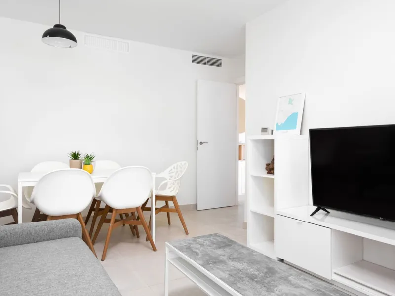 Modern 2-Bedroom Apartment with Parking – Puerto Blanco, Estepona