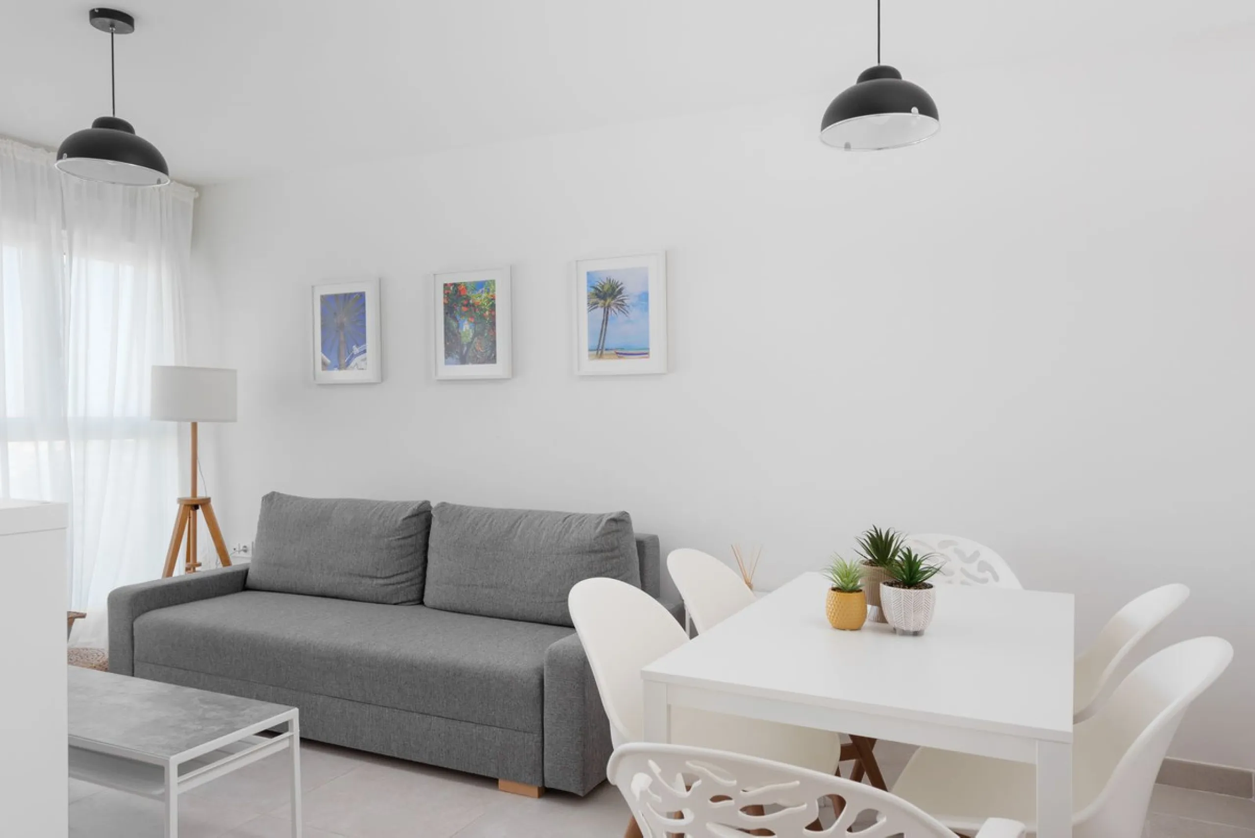 Modern 2-Bedroom Apartment with Parking – Puerto Blanco, Estepona