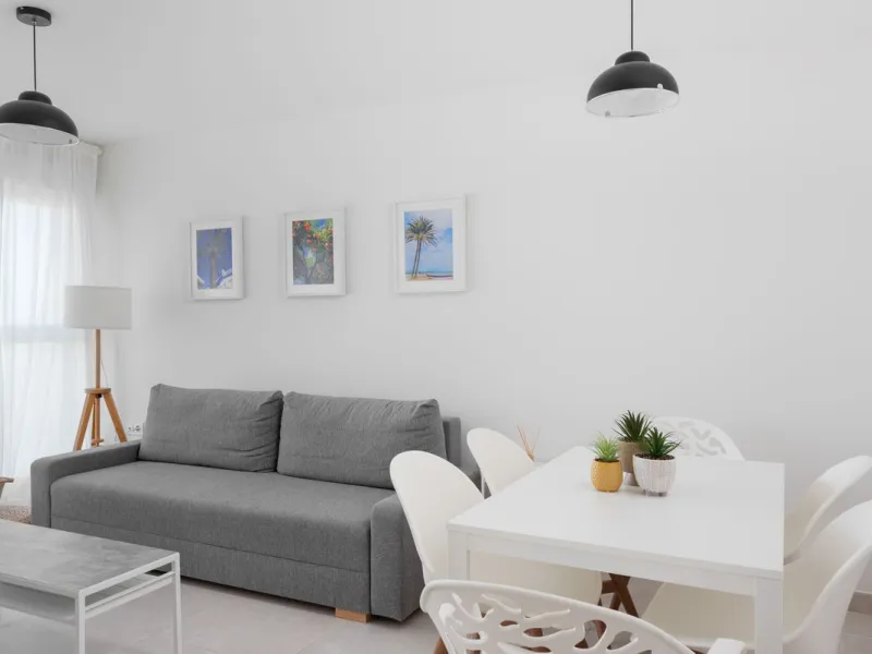 Modern 2-Bedroom Apartment with Parking – Puerto Blanco, Estepona