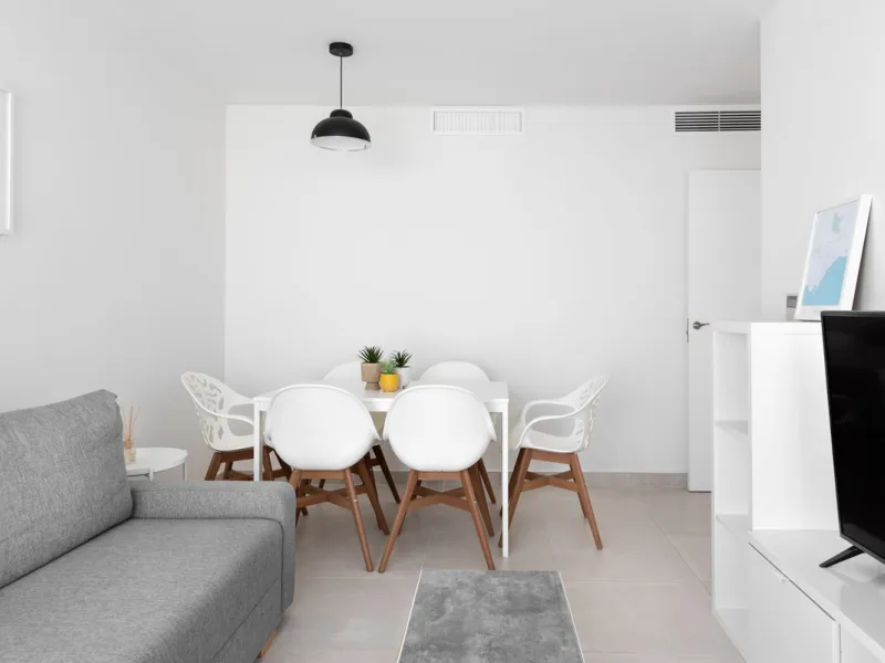 Modern 2-Bedroom Apartment with Parking – Puerto Blanco, Estepona