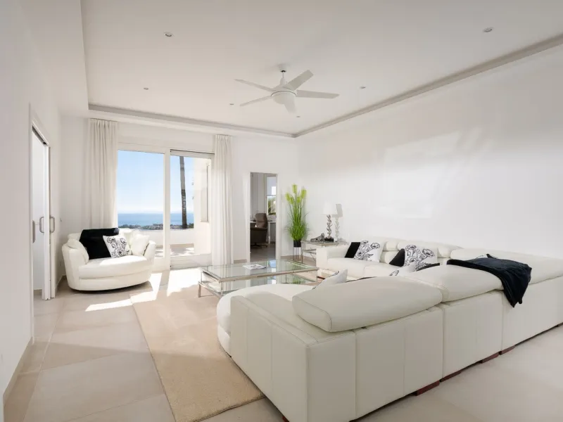 Luxury Villa with Panoramic Sea Views in Marbella