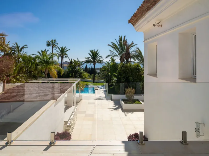 Luxury Villa with Panoramic Sea Views in Marbella