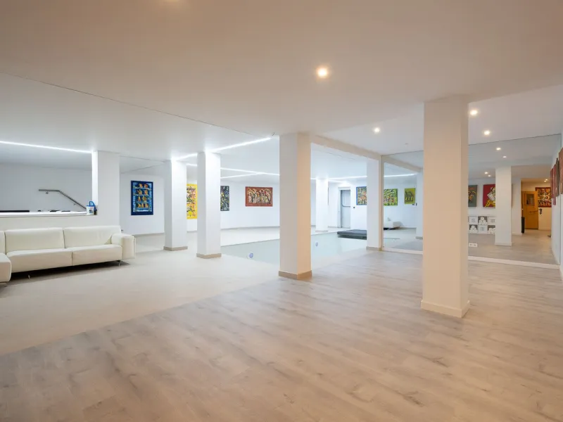 Luxury Villa with Panoramic Sea Views in Marbella