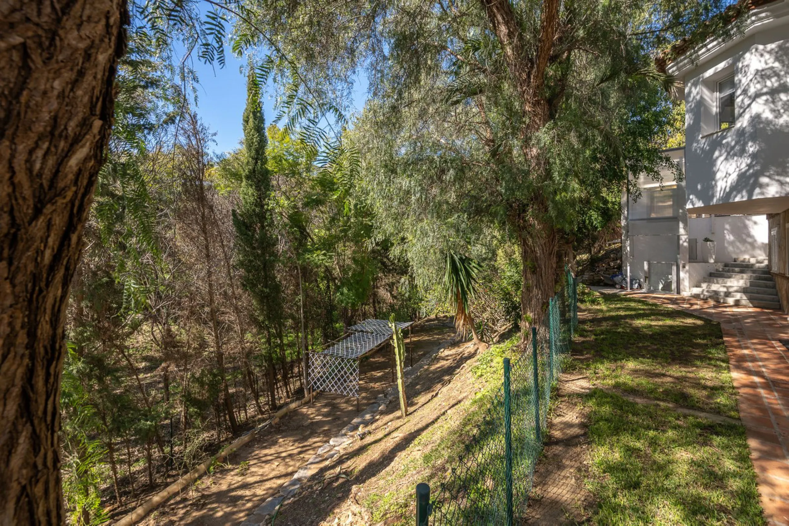 Luxury Villa with Panoramic Sea Views in Marbella
