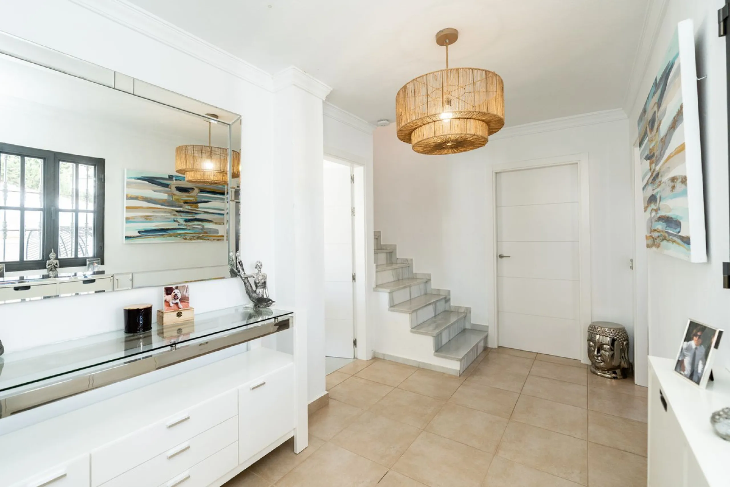 Detached Renovated Villa with Guest Apartment and Exceptional Outdoor Living – El Pilar, El Paraíso