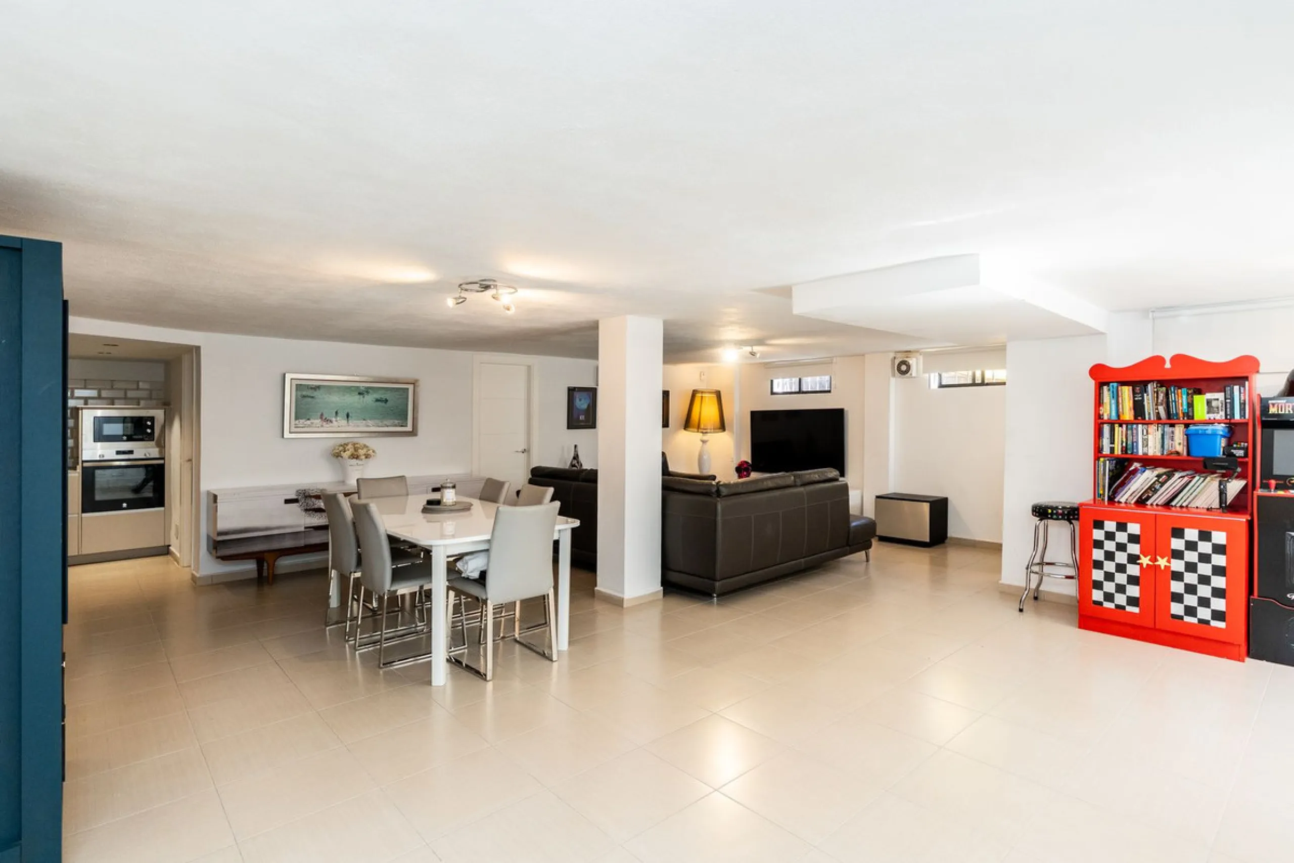 Detached Renovated Villa with Guest Apartment and Exceptional Outdoor Living – El Pilar, El Paraíso