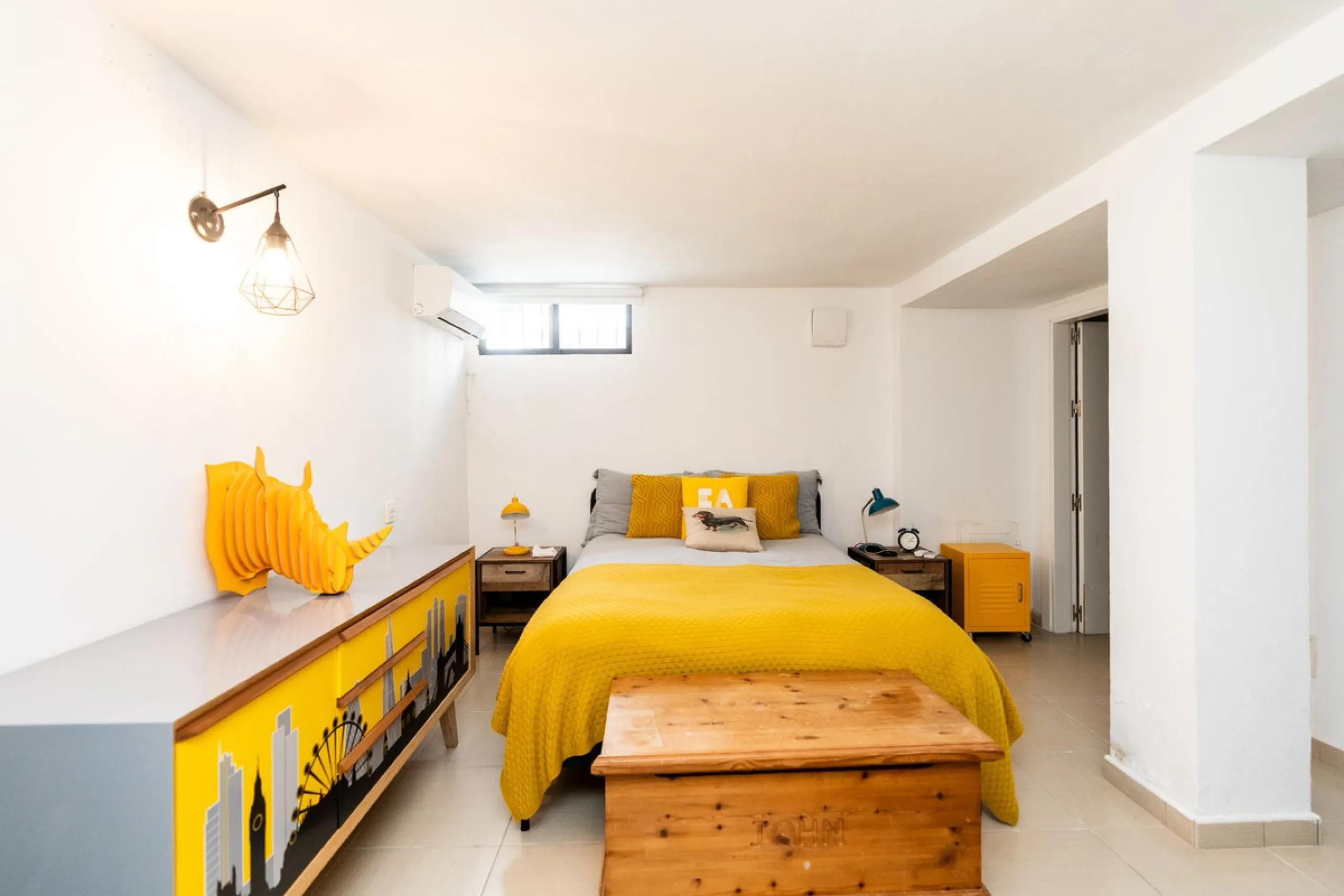 Detached Renovated Villa with Guest Apartment and Exceptional Outdoor Living – El Pilar, El Paraíso