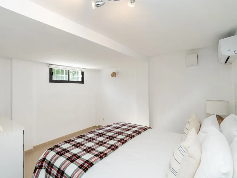 Detached Renovated Villa with Guest Apartment and Exceptional Outdoor Living – El Pilar, El Paraíso