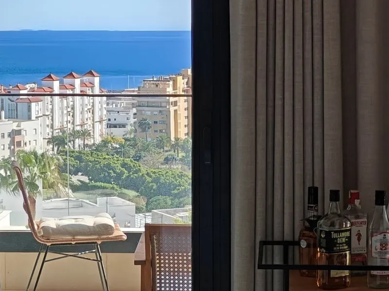 Rare 4-Bedroom Apartment with Stunning Sea Views & 43 m² Terrace in Las Mesas, Estepona – Just 10 Minutes' Walk to the Marina & Beach