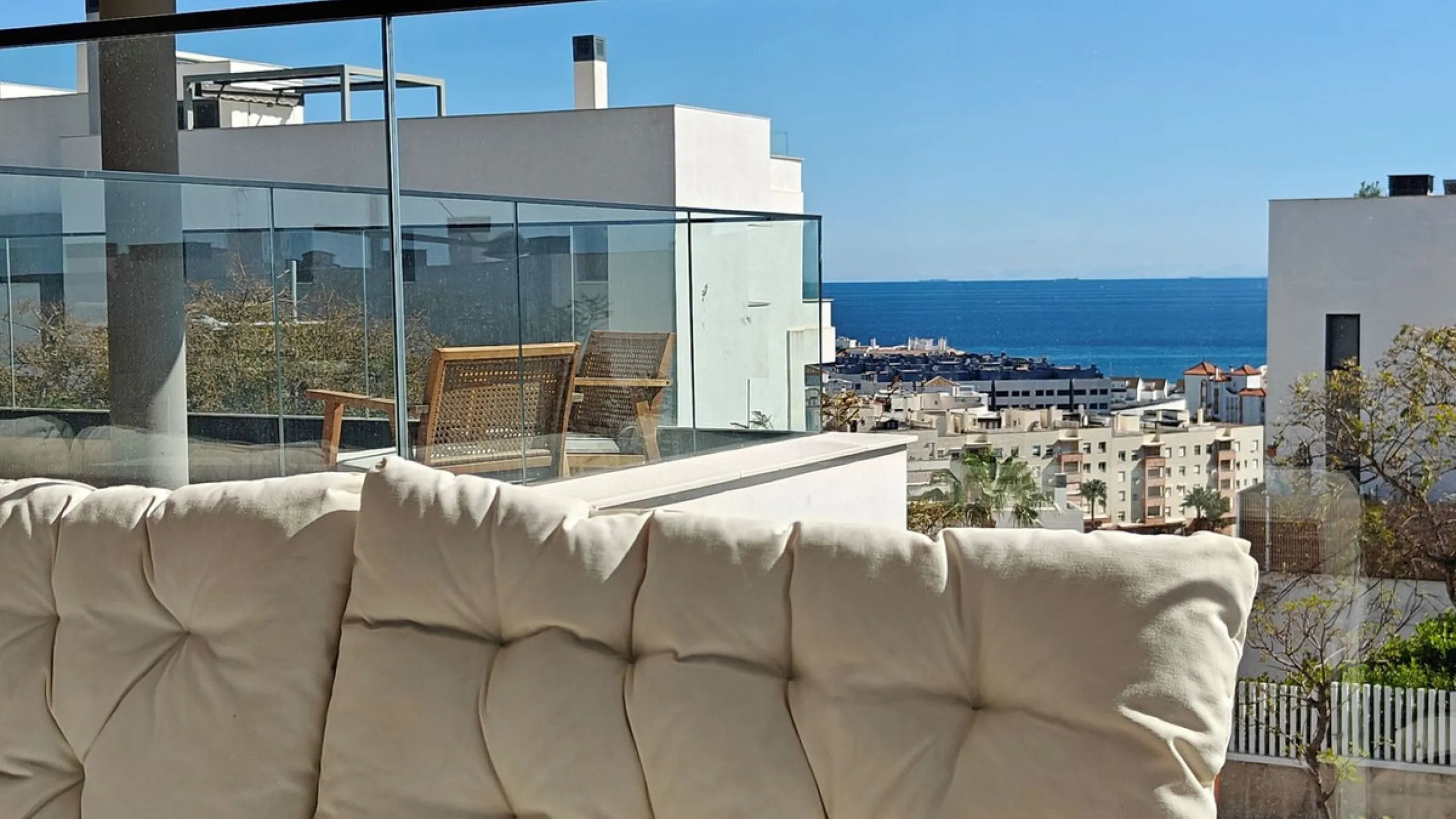 Rare 4-Bedroom Apartment with Stunning Sea Views & 43 m² Terrace in Las Mesas, Estepona – Just 10 Minutes' Walk to the Marina & Beach