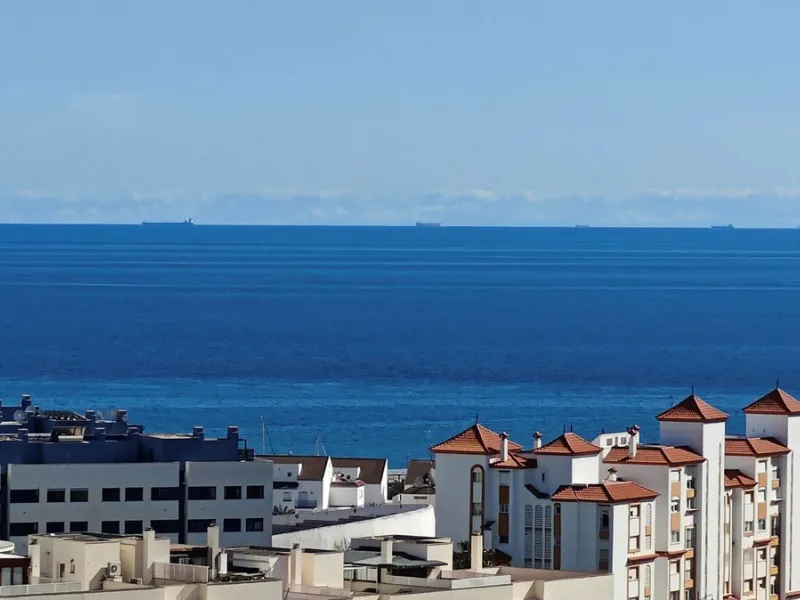 Rare 4-Bedroom Apartment with Stunning Sea Views & 43 m² Terrace in Las Mesas, Estepona – Just 10 Minutes' Walk to the Marina & Beach