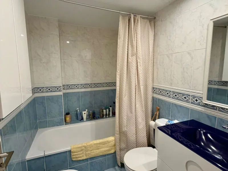 Spacious Modern Penthouse with Large Terrace – Sierra Estepona, Estepona