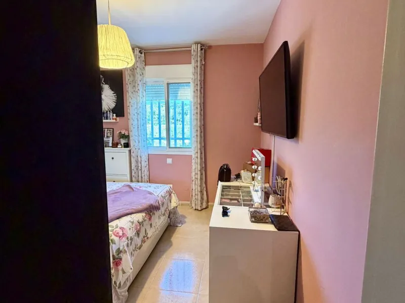 Spacious Modern Penthouse with Large Terrace – Sierra Estepona, Estepona