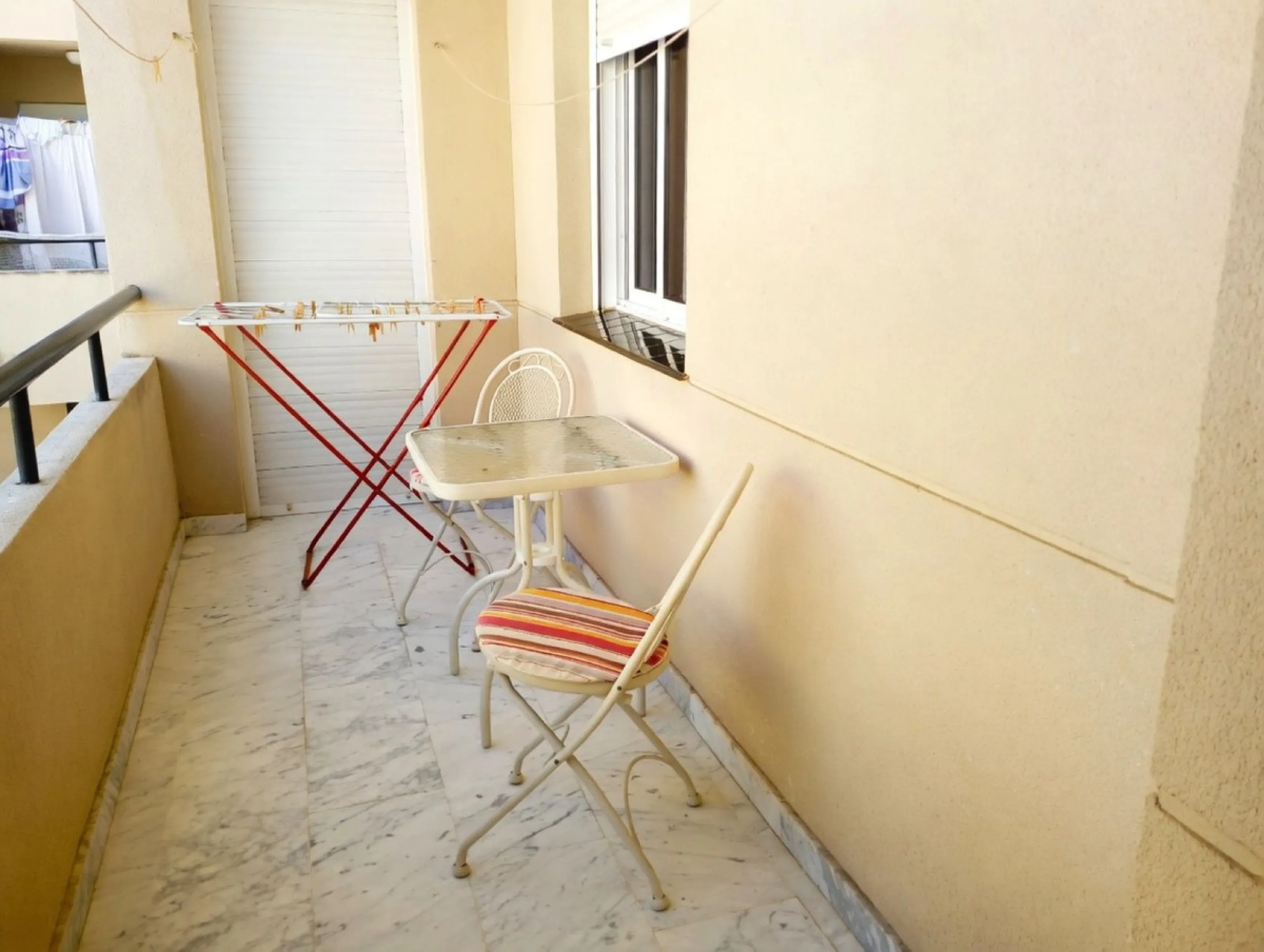 Magnificent 3-Bedroom Apartment with Huge 36 m² Garage in Puerto de Estepona – Steps from the Bulevar, Beach & Marina!