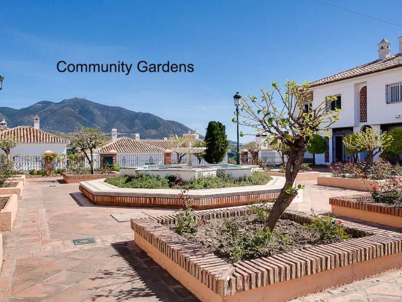 Charming 3-Bedroom Townhouse with Sea Views in Mijas Costa