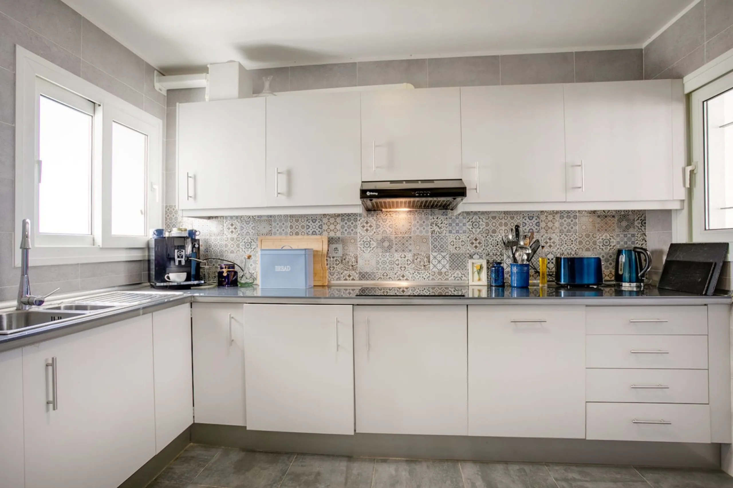 Charming 3-Bedroom Townhouse with Sea Views in Mijas Costa
