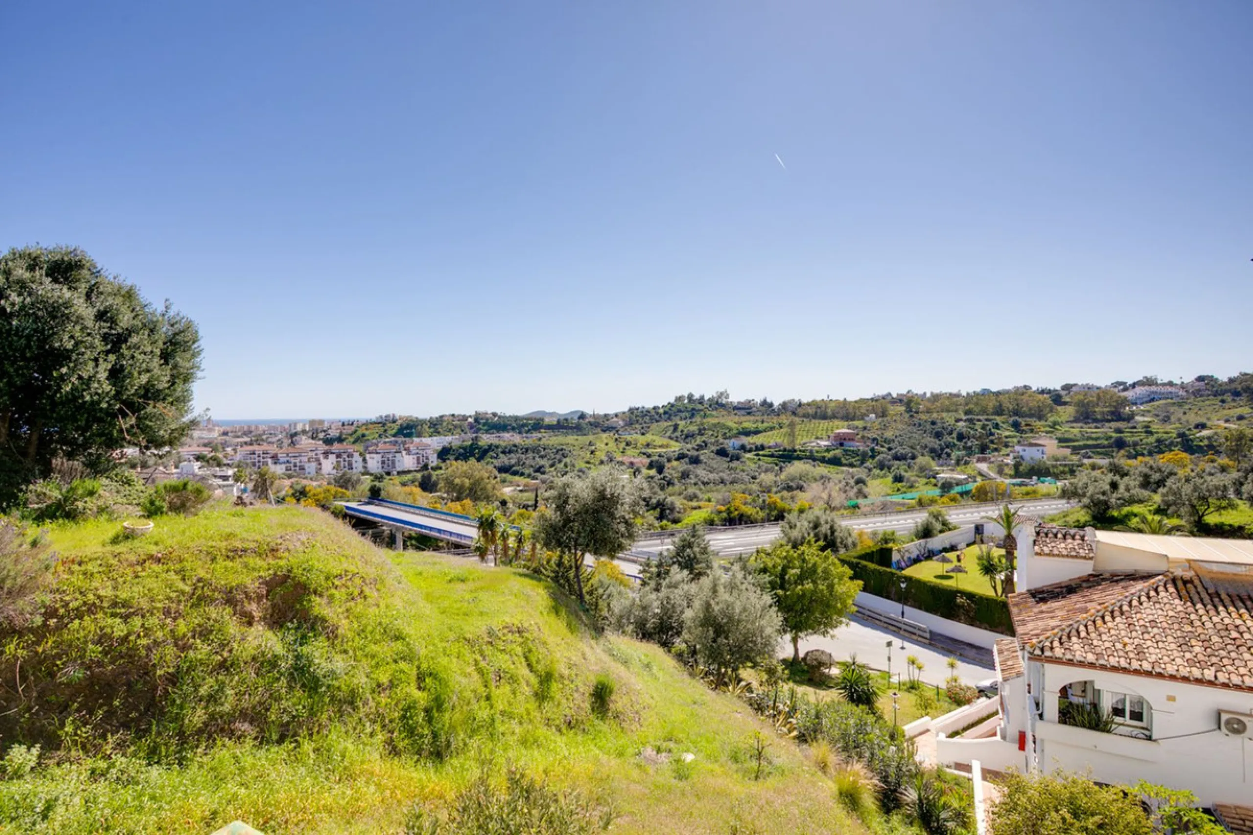 Charming 3-Bedroom Townhouse with Sea Views in Mijas Costa