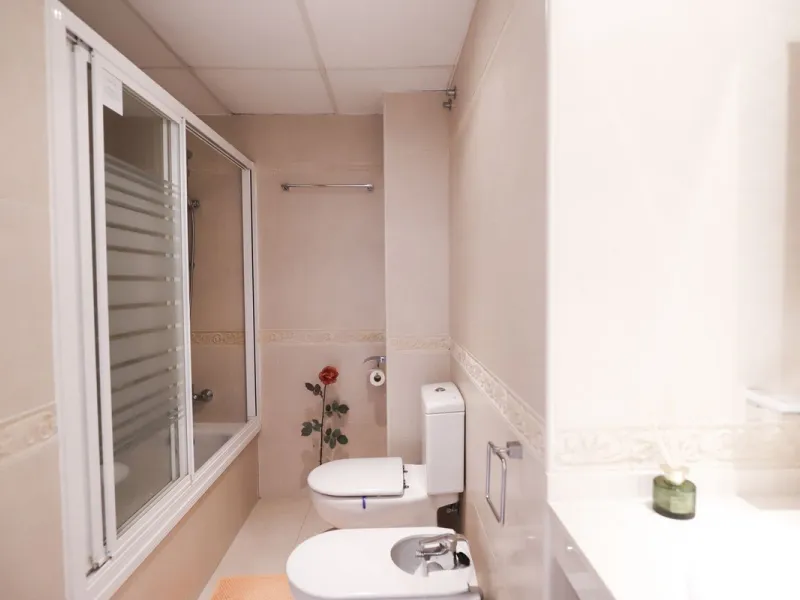 A rare opportunity to invest in a fully-furnished, 3-bedroom townhouse with a fully-transferable holiday rental license, allowing you to enjoy the property personally as well as generating immediate income through short-term rentals, if desired.