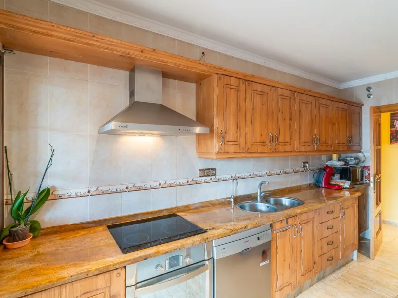 For sale: a property located in Río de las Pasadas – DS Atalaya, Mijas (Málaga) with an approximate plot size of 4,500 m², ideal for residential use, agricultural activity, or a rural project.