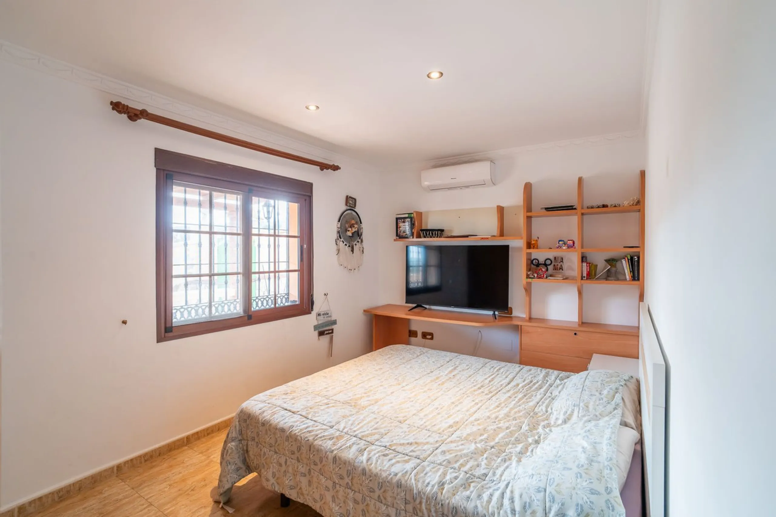 For sale: a property located in Río de las Pasadas – DS Atalaya, Mijas (Málaga) with an approximate plot size of 4,500 m², ideal for residential use, agricultural activity, or a rural project.