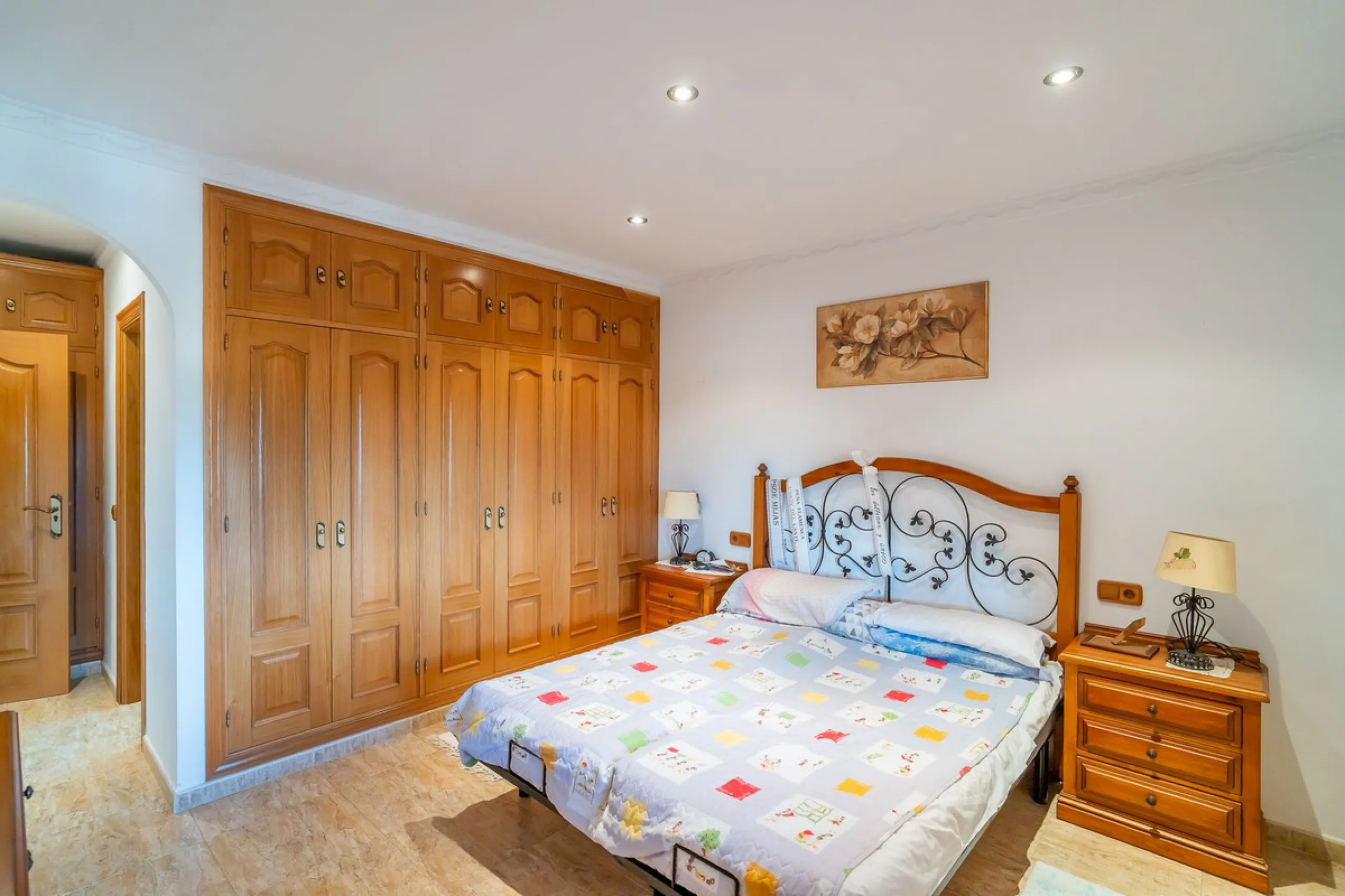 For sale: a property located in Río de las Pasadas – DS Atalaya, Mijas (Málaga) with an approximate plot size of 4,500 m², ideal for residential use, agricultural activity, or a rural project.
