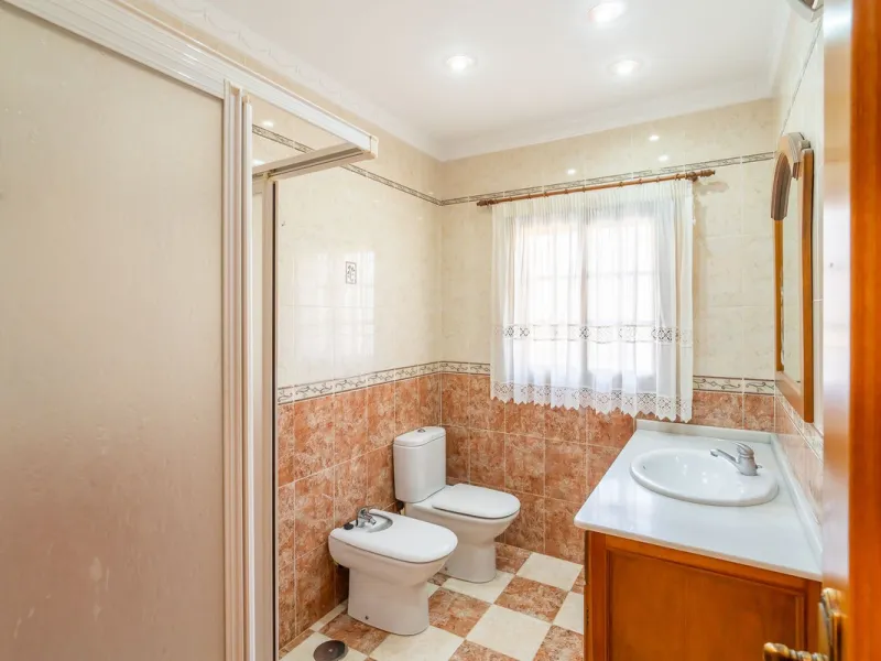 For sale: a property located in Río de las Pasadas – DS Atalaya, Mijas (Málaga) with an approximate plot size of 4,500 m², ideal for residential use, agricultural activity, or a rural project.