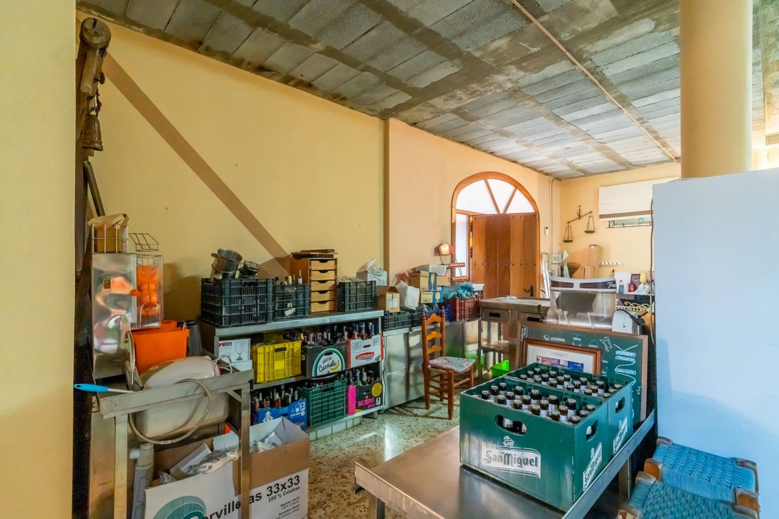 For sale: a property located in Río de las Pasadas – DS Atalaya, Mijas (Málaga) with an approximate plot size of 4,500 m², ideal for residential use, agricultural activity, or a rural project.