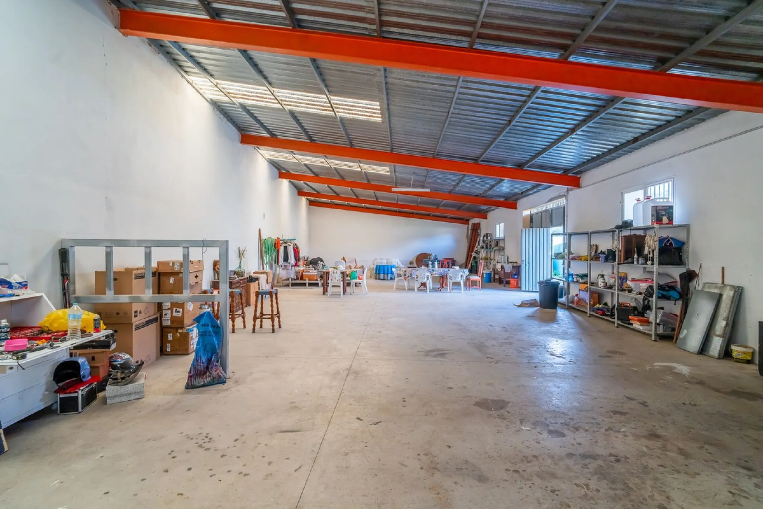 For sale: a property located in Río de las Pasadas – DS Atalaya, Mijas (Málaga) with an approximate plot size of 4,500 m², ideal for residential use, agricultural activity, or a rural project.