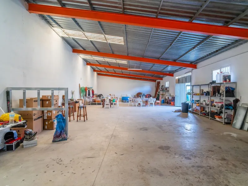 For sale: a property located in Río de las Pasadas – DS Atalaya, Mijas (Málaga) with an approximate plot size of 4,500 m², ideal for residential use, agricultural activity, or a rural project.