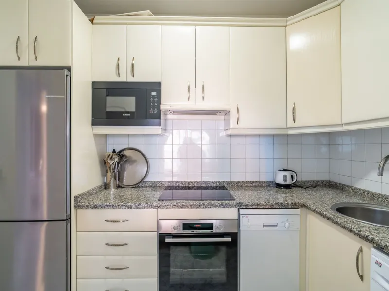 Discover this pristine, fully furnished 1-bedroom apartment in the iconic Edificio Perla 5, ideally positioned frontline beach in the very heart of Fuengirola, Málaga. Priced at €322,500, this residence offers spectacular beach and city views, combining M