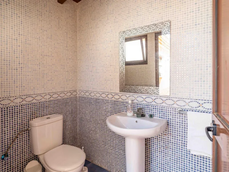 Built in 2007 and kept in excellent condition, this beautiful countryside villa offers a peaceful lifestyle with modern comforts, just minutes from La Trocha Shopping Centre and only a short drive to Málaga, the airport, and the Costa del Sol's beaches.