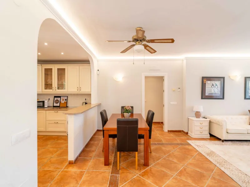 Built in 2007 and kept in excellent condition, this beautiful countryside villa offers a peaceful lifestyle with modern comforts, just minutes from La Trocha Shopping Centre and only a short drive to Málaga, the airport, and the Costa del Sol's beaches.
