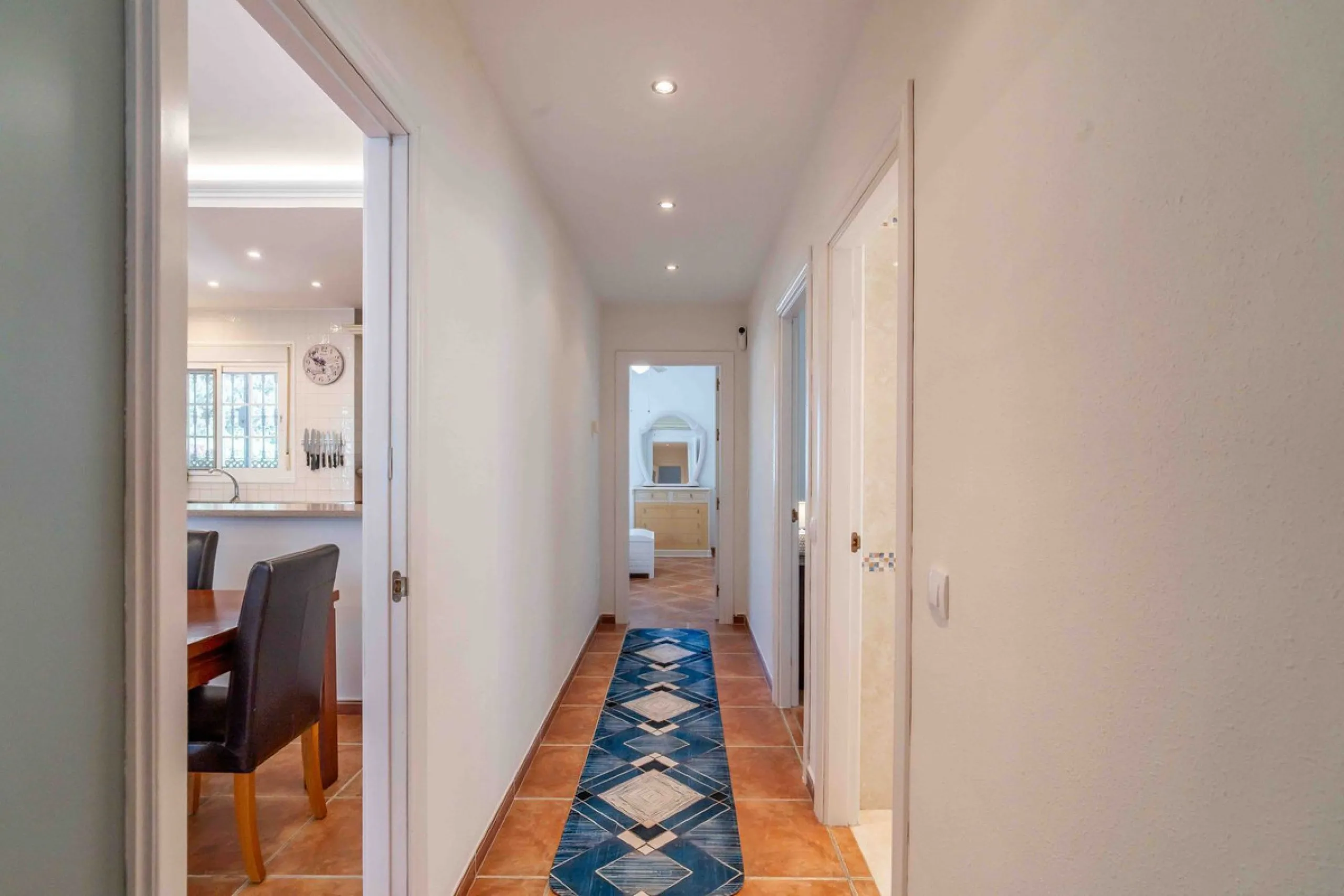 Built in 2007 and kept in excellent condition, this beautiful countryside villa offers a peaceful lifestyle with modern comforts, just minutes from La Trocha Shopping Centre and only a short drive to Málaga, the airport, and the Costa del Sol's beaches.