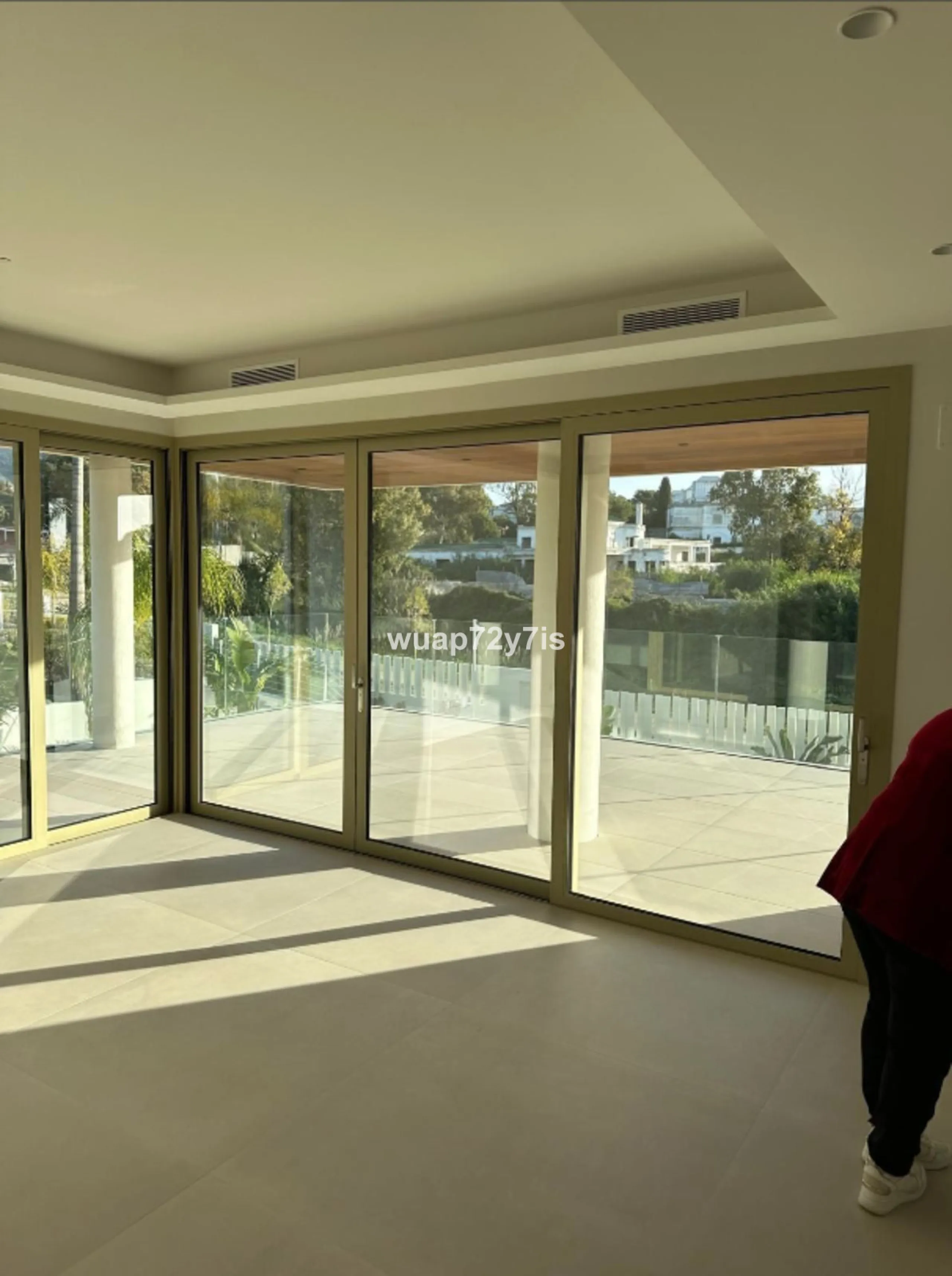 Set within Benalus, one of the most exclusive gated communities on Marbella's prestigious Golden Mile, this exceptional brand-new two-bedroom residence represents the essence of contemporary Mediterranean luxury. Located just moments from the beach and di