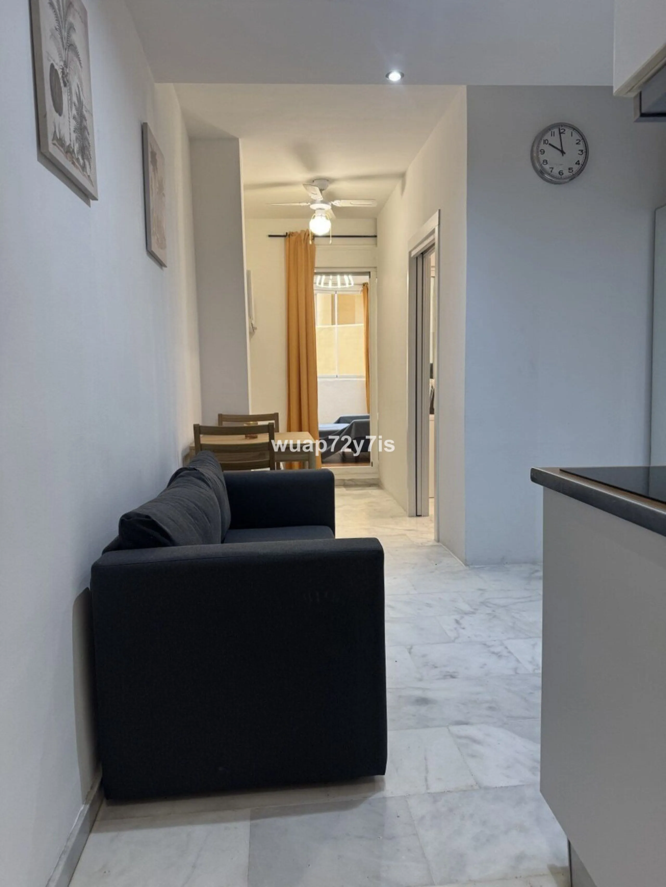 Cosy flat with garage in a gated community with a swimming pool · Torreblanca, Fuengirola
