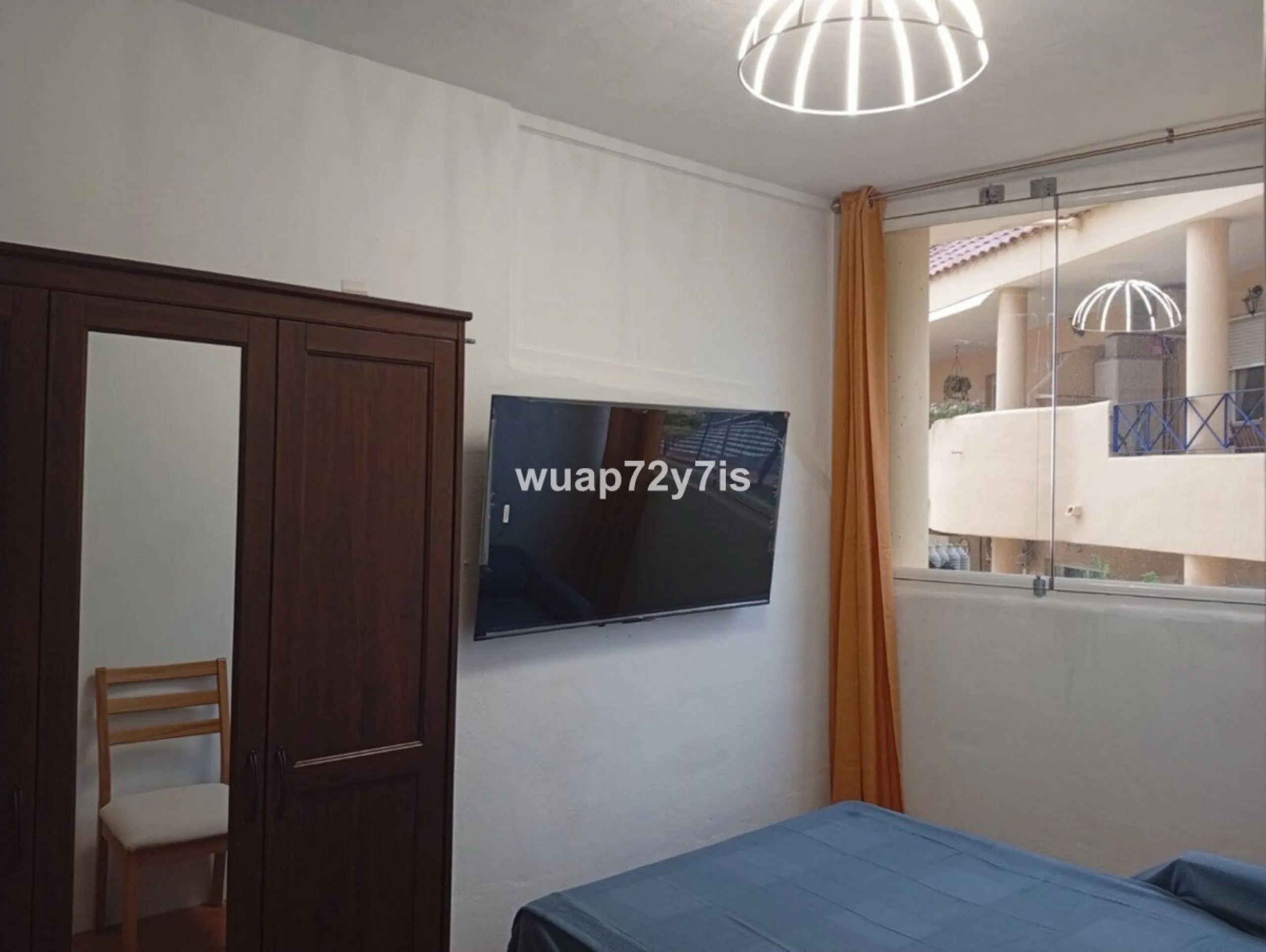 Cosy flat with garage in a gated community with a swimming pool · Torreblanca, Fuengirola