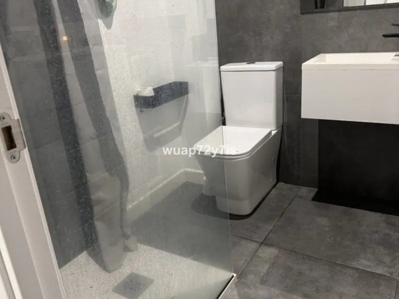 Cosy flat with garage in a gated community with a swimming pool · Torreblanca, Fuengirola