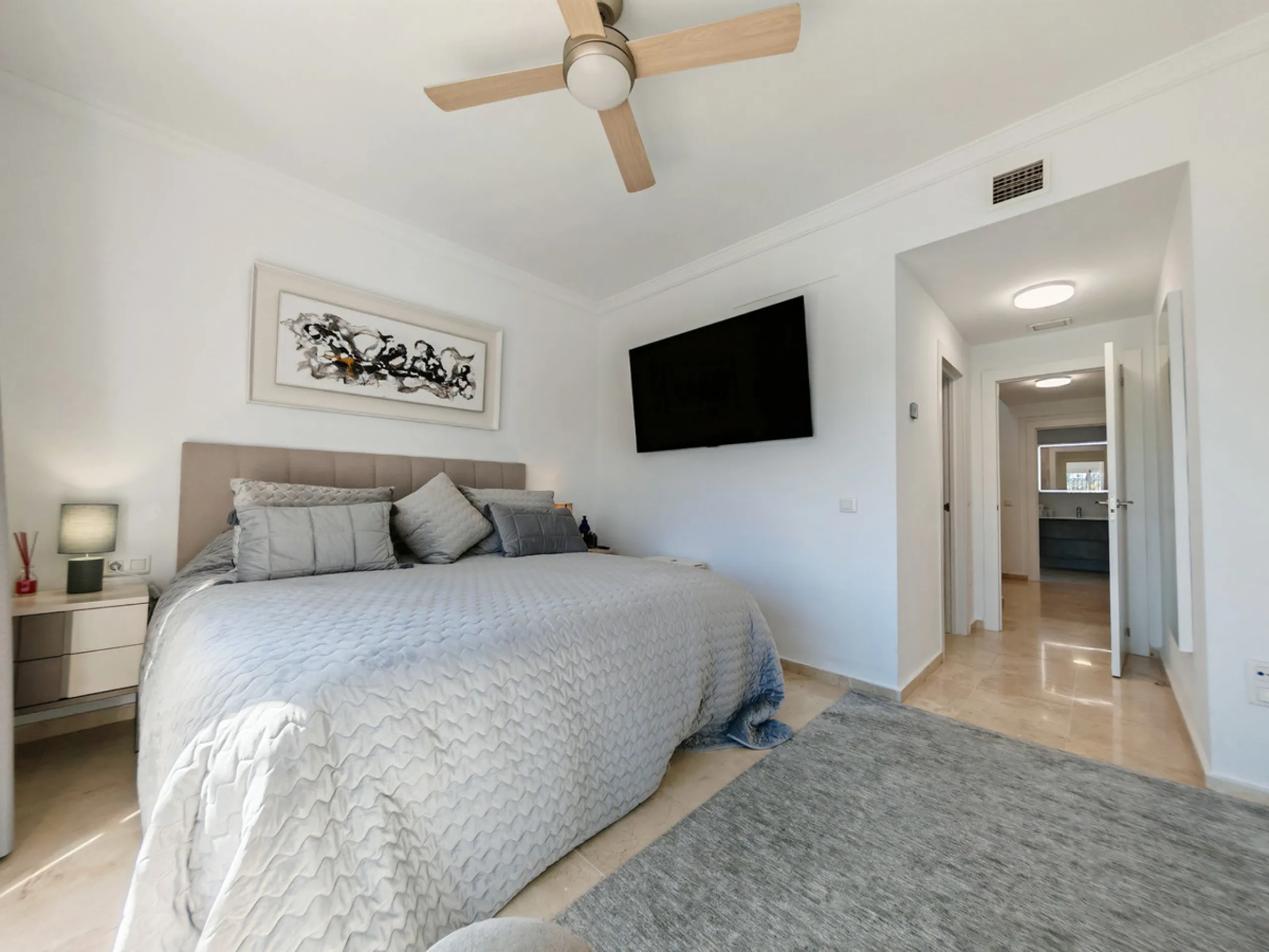 House - Townhouse в продаже в Mijas, Málaga. В доме 4 спален и 4 ванных комнат. Площадь дома 175 м²