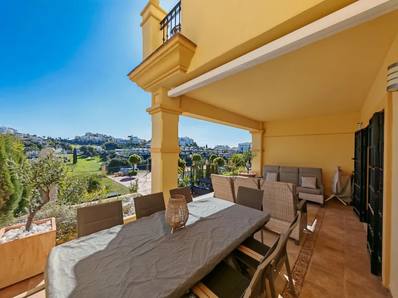 House - Townhouse в продаже в Mijas, Málaga. В доме 4 спален и 4 ванных комнат. Площадь дома 175 м²