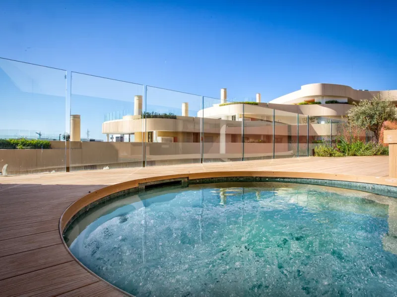 Apartment - Ground Floor Apartment в продаже в Fuengirola, Málaga. В доме 2 спален и 2 ванных комнат. Площадь дома 90 м². Площадь участка 63 м²