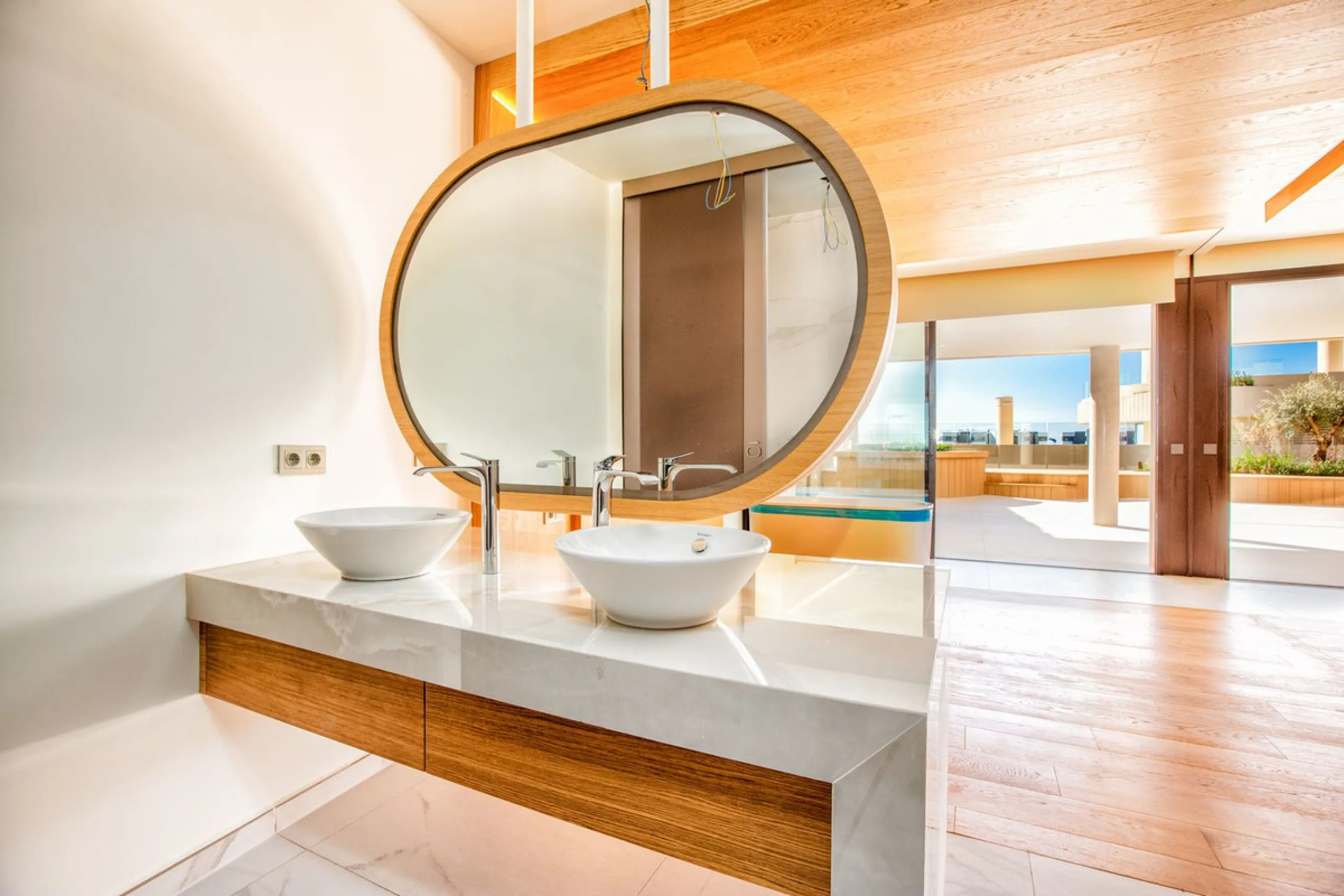 Apartment - Ground Floor Apartment в продаже в Fuengirola, Málaga. В доме 2 спален и 2 ванных комнат. Площадь дома 90 м². Площадь участка 63 м²