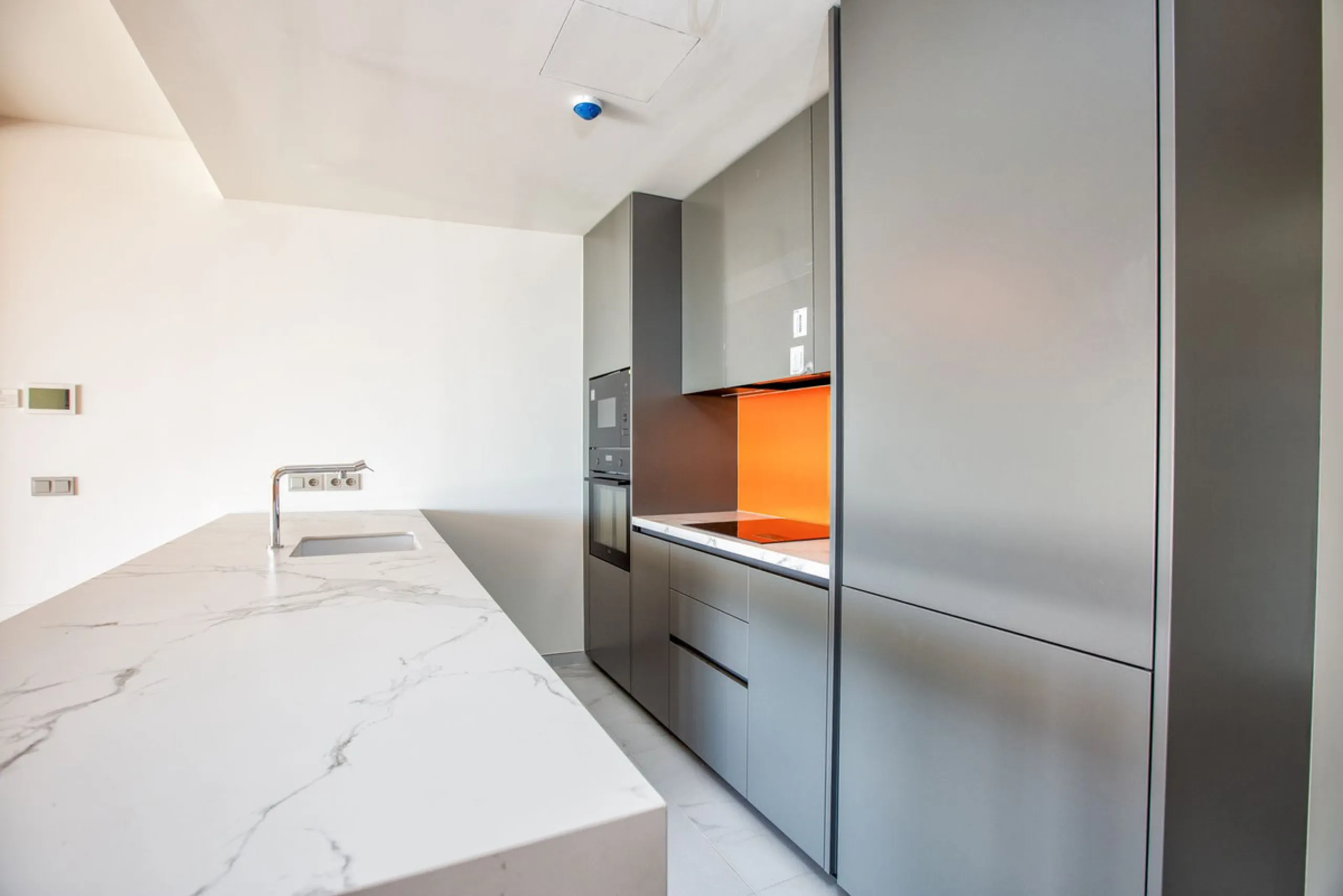 Apartment - Ground Floor Apartment в продаже в Fuengirola, Málaga. В доме 2 спален и 2 ванных комнат. Площадь дома 90 м². Площадь участка 63 м²