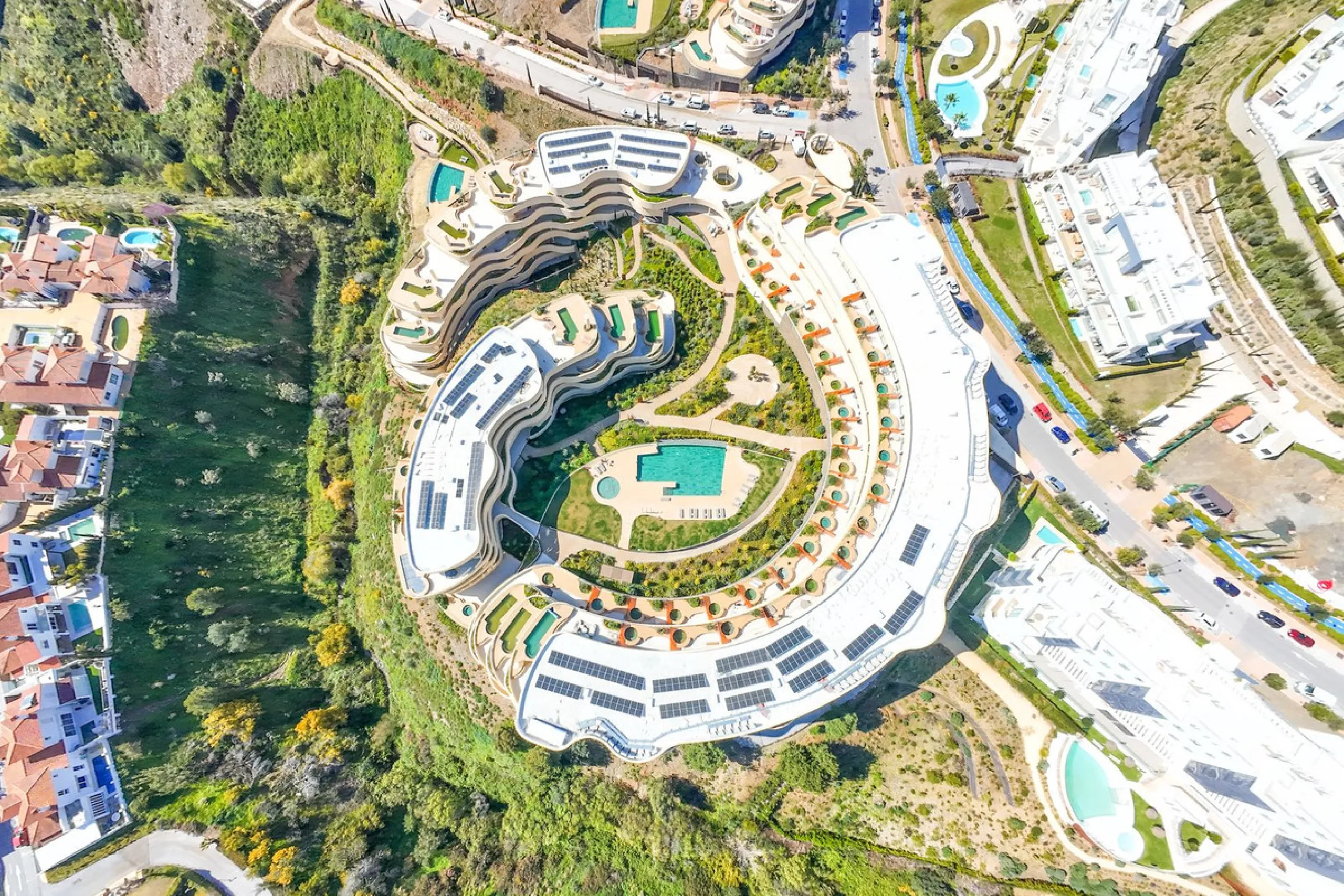 Apartment - Ground Floor Apartment в продаже в Fuengirola, Málaga. В доме 2 спален и 2 ванных комнат. Площадь дома 90 м². Площадь участка 63 м²